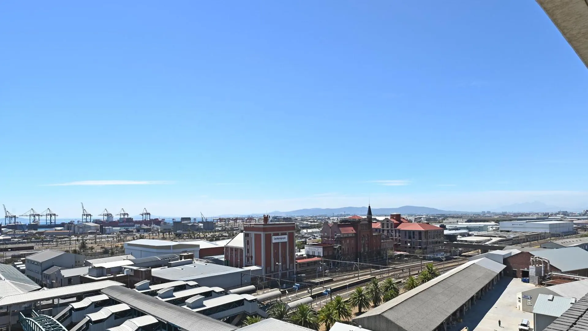 Apartment Industrial-Chic Stay With Dockyard Views Wex 1 Cape Town South Africa