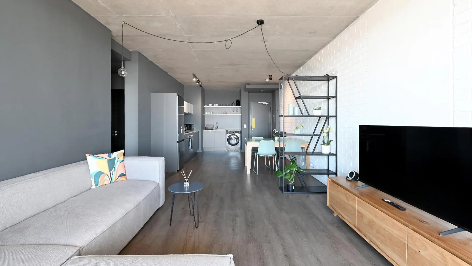 Industrial-Chic Stay With Dockyard Views Wex 1 Cape Town 0*,  South Africa